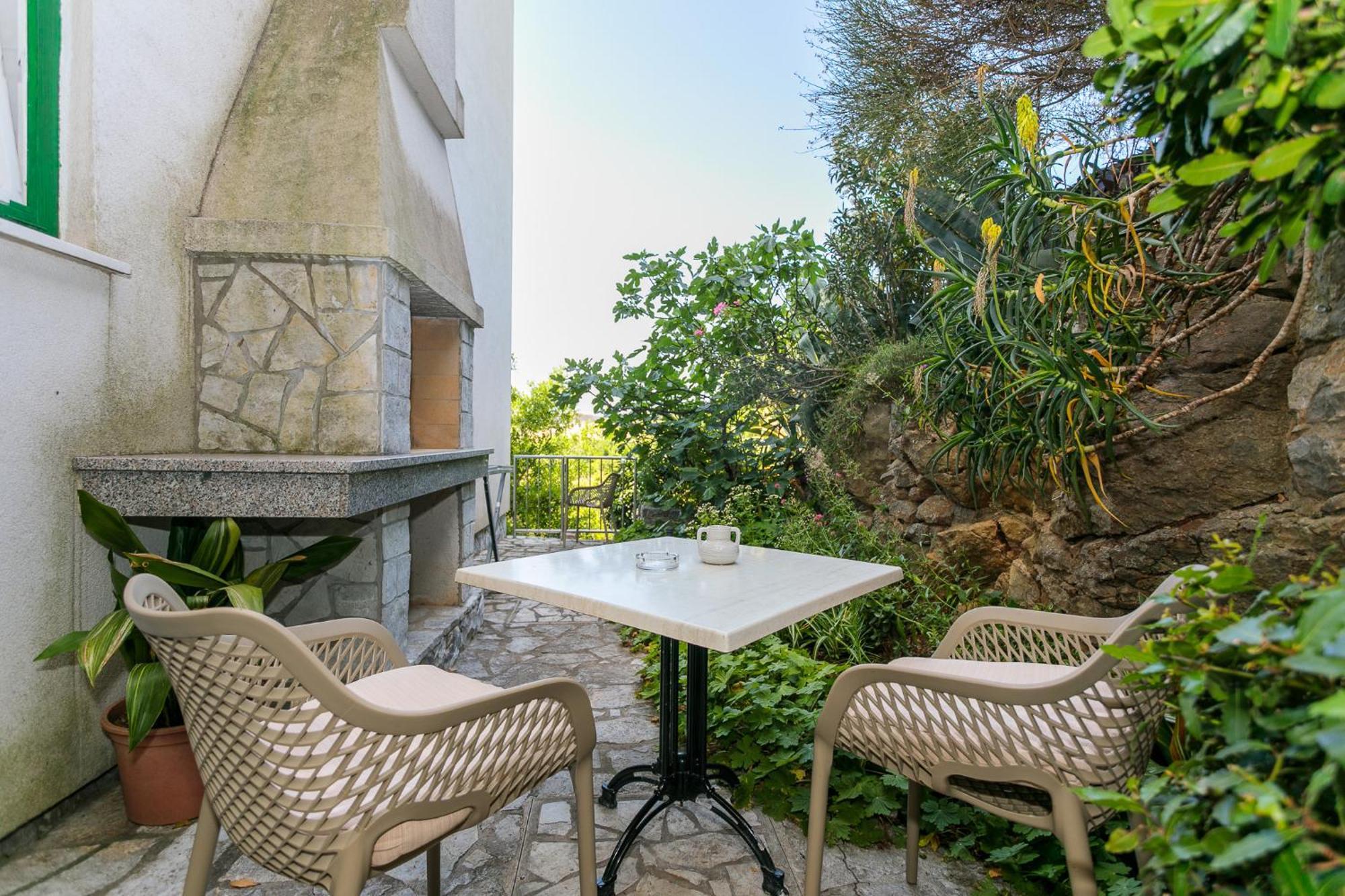 Apartments Delfin Veglia Exterior foto