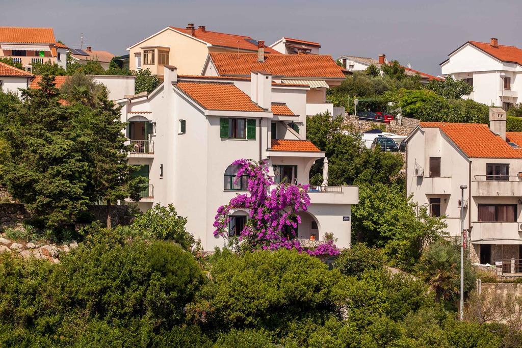 Apartments Delfin Veglia Exterior foto